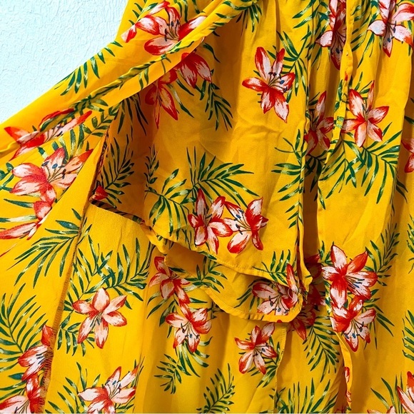 IRIS Women’s Large Hi-Low Skort Set with V-Neck Tie Crop Blouse Yellow Floral - Picture 12 of 16